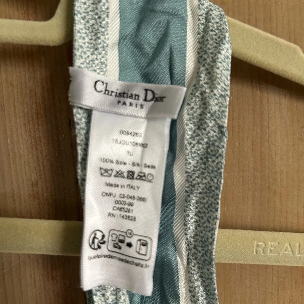 Dior Silk Ribbon - Picture 3 of 5